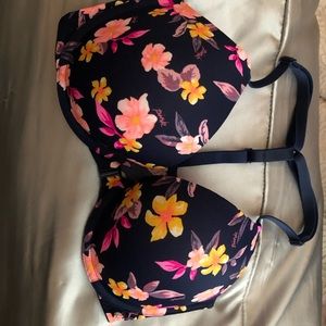 32 DD pink bra